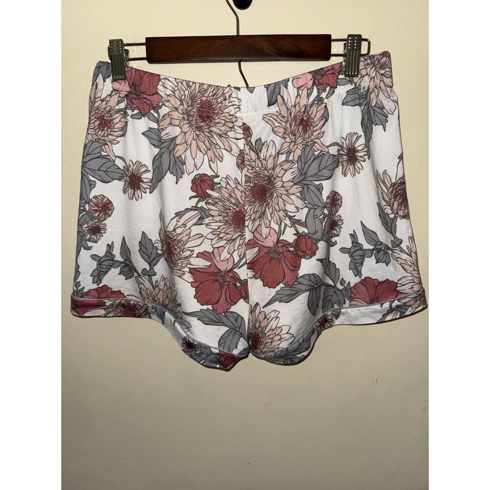 BCBGMAXAZRIA Floral Pajama Set Large L Short Sleeve Shirt Shorts PJs Sleepwear - Picture 3 of 14